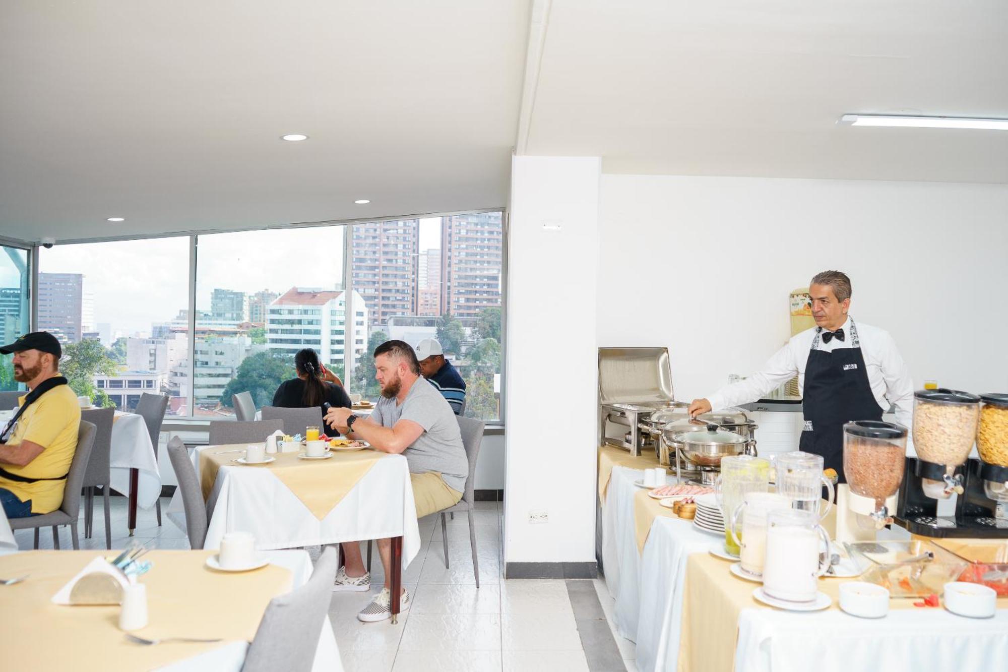 Hotel Torre Poblado Медельин Экстерьер фото